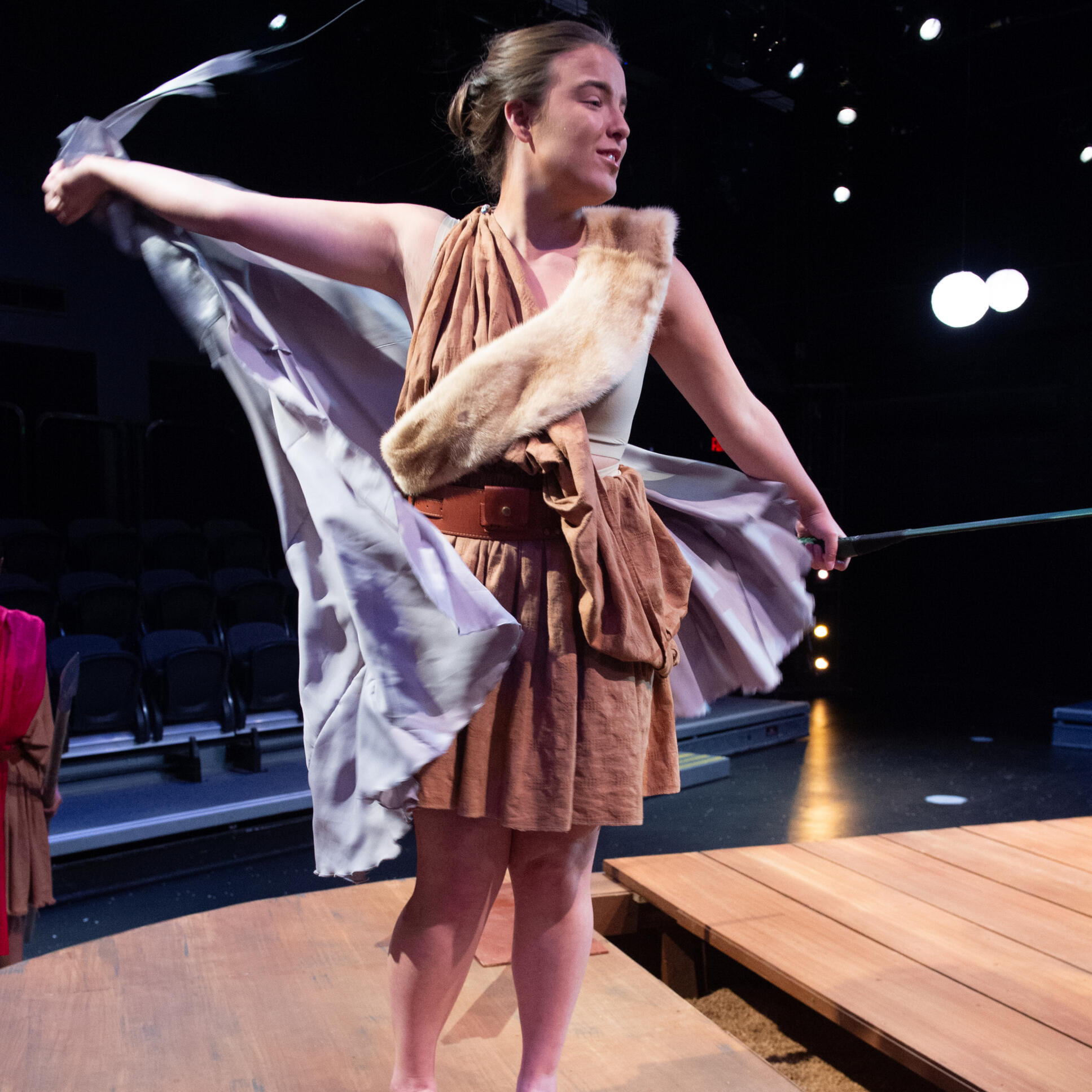 Odysseus taking off his disguise